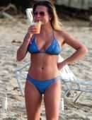 Zara-Holland-in-Bikini-13