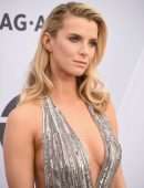 Betty Gilpin - 25th Annual Screen Actors Guild Awards in Los Angeles