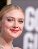 Dakota Fanning - 76th Annual Golden Globe Awards in Beverly Hills