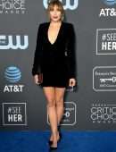 Elizabeth Olsen - The 24th Annual Critics' Choice Awards in Santa Monica