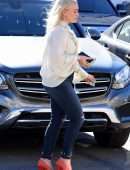 Hilary Duff Booty in Jeans, Out and About in Studio City