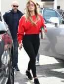 Jennifer Lopez in Leggings in Miami
