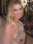 Karlie Kloss at the Christian Dior Haute Couture Spring/Summer 2019 Show in Paris