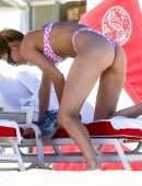 Roosmarijn de Kok in Bikini at Beach in Miami