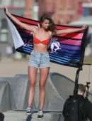 Taylor Hill – Victoria’s Secret Bikini Photoshoot Candids in Venice Beach