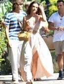 Alessandra Ambrosio Out with Friends in Florianopolis