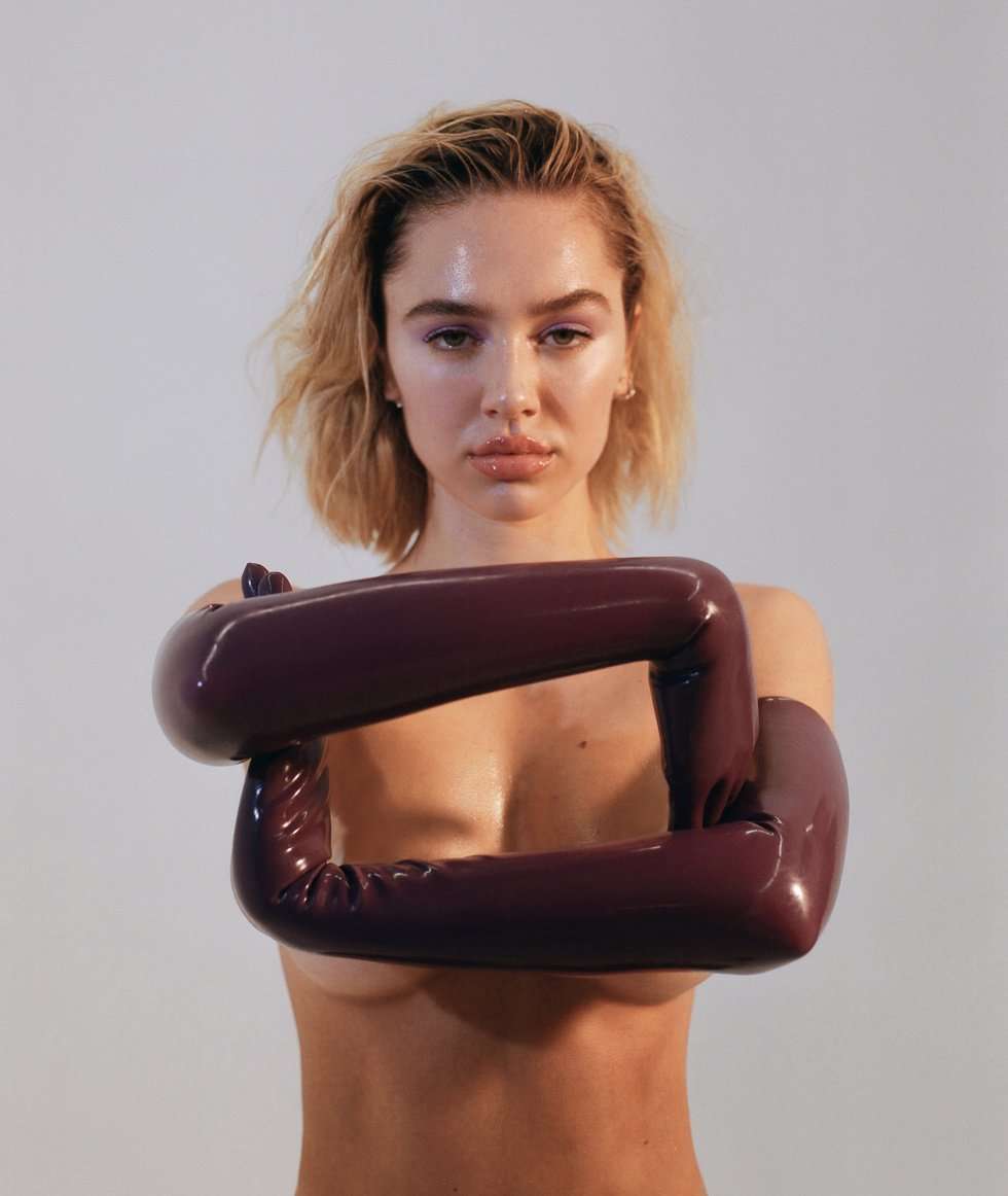 Delilah Belle Hamlin in Paper Magazine Braless Photoshoot - February 2019