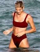 Devon Windsor in Bikini at Beach in Miami