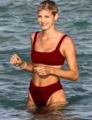Devon Windsor in Bikini at Beach in Miami