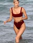 Devon-Windsor-in-Bikini-816