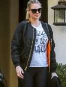 Kate Upton Booty, Going Out in Beverly Hills