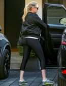 Kate Upton Booty, Going Out in Beverly Hills