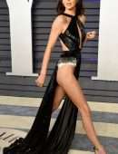 Kendall-Jenner-at-2019-Vanity-Fair-Oscar-Party-932