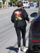 Kristen Stewart for Smoothie Run in Los Angeles