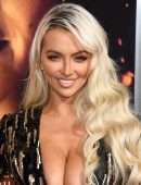 Lindsey Pelas at the Premiere of “Miss Bala” in Los Angeles