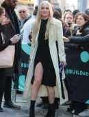 Lindsey Vonn Upskirt, Outside AOL Build in NYC