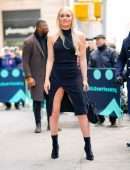 Lindsey Vonn Upskirt, Outside AOL Build in NYC