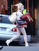 Margot Robbie and Mary Elizabeth Winstead on the Set of 'Birds of Prey' in LA