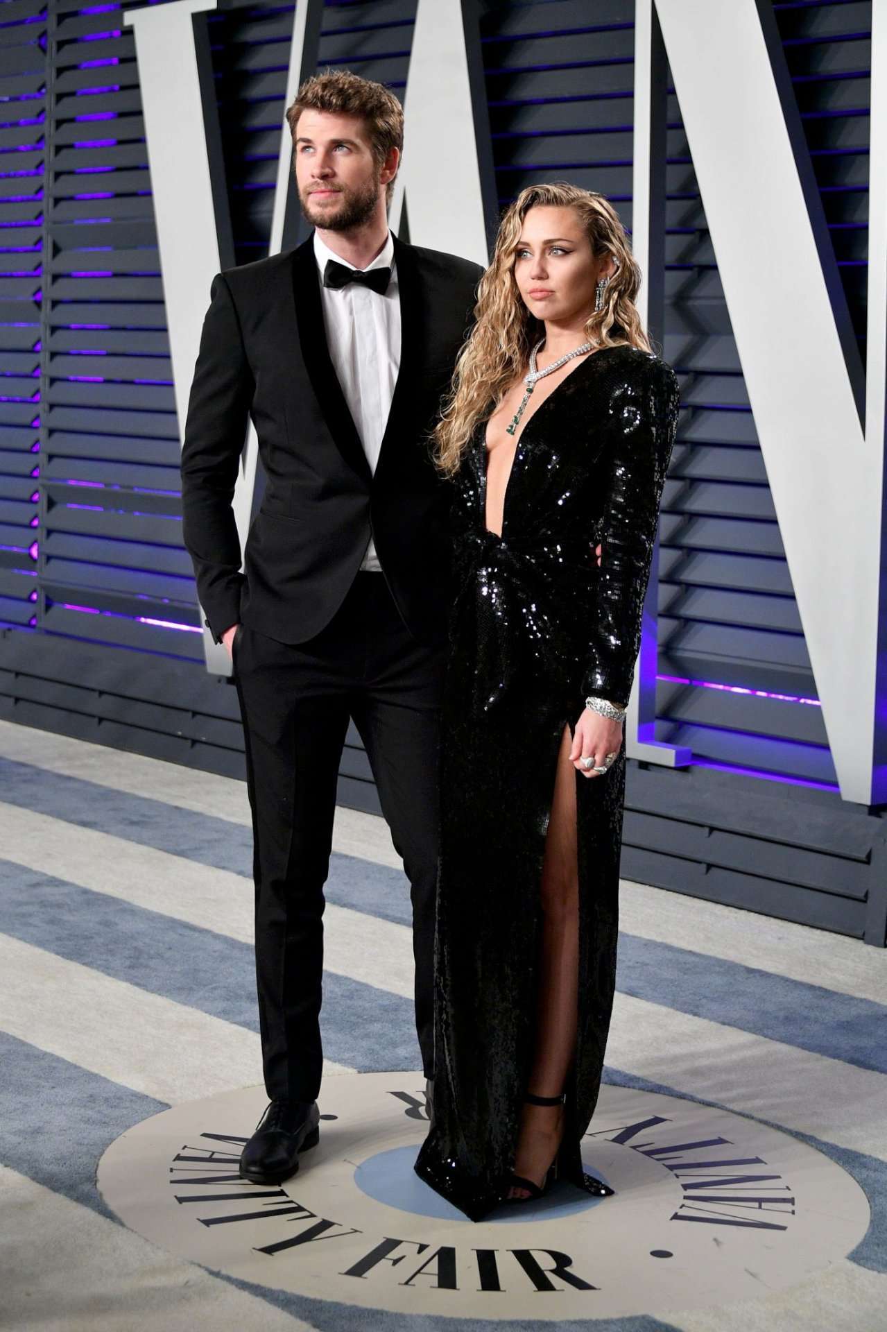Miley-Cyrus-at-2019-Vanity-Fair-Oscar-Party-5