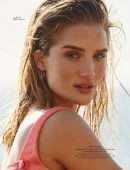 Rosie Huntington Whiteley in Elle Australia Magazine - March 2019