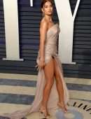 Shanina Shaik Upskirt at 2019 Vanity Fair Oscar Party in Beverly Hills