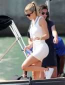 Sofia Richie Pokies in White Mini Dressa Attended a Yacht Show in Miami