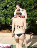 Bella-Thorne-318