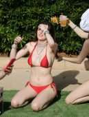Bella-Thorne-325
