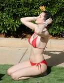 Bella-Thorne-326