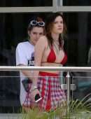 Bella-Thorne-334