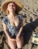 Caylee Cowan for Photoshoot on the Beach in Malibu