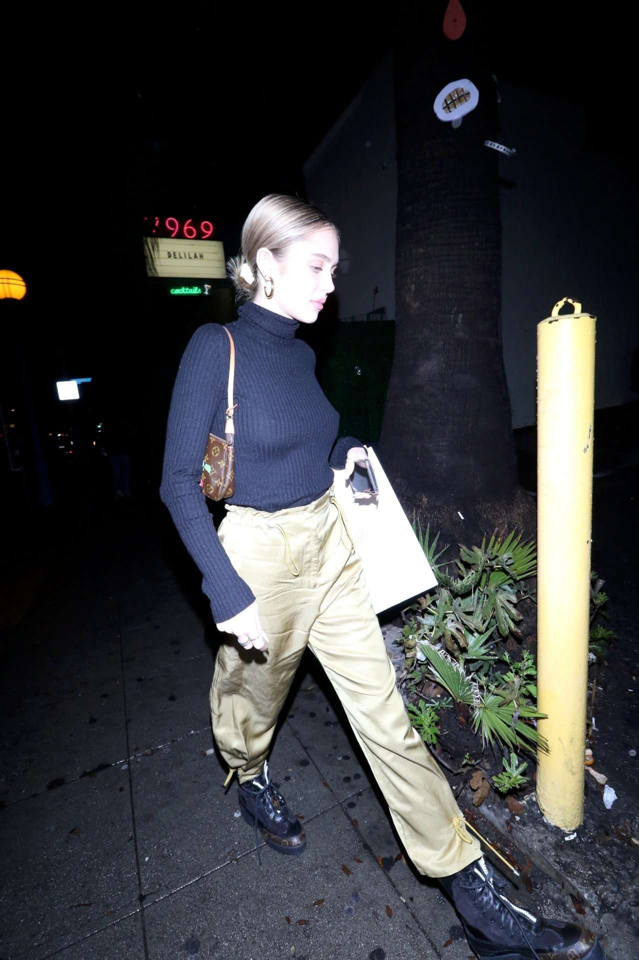 Delilah Belle Hamlin Pokies, Out in West Hollywood