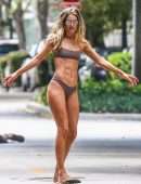 Doutzen Kroes in Bikini for a Photoshoot on the Streets in Miami