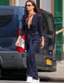 Emily Ratajkowski Braless Cleavage, Out in New York