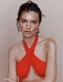 Emily-Ratajkowski-in-Inamorata-Swim-Collection-27