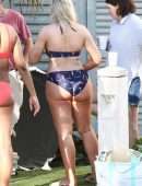 Iskra Lawrence in Bikini on Set of a Photoshoot in Miami