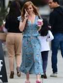 Isla Fisher Leaving a Nail Salon in Los Angeles