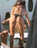 Izabel Goulart in Thong Bikini in Rio de Janeiro