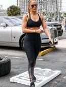 Jennifer Lopez Outside a Gym in Miami