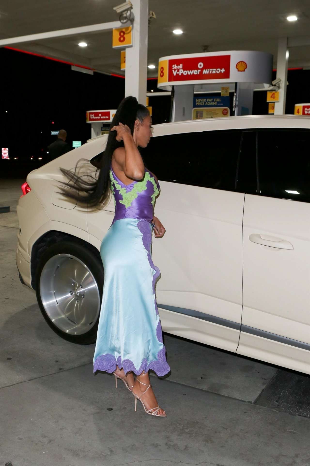 Kim-Kardashian-13