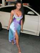 Kim Kardashian Cleavage, Out in Newport Beach