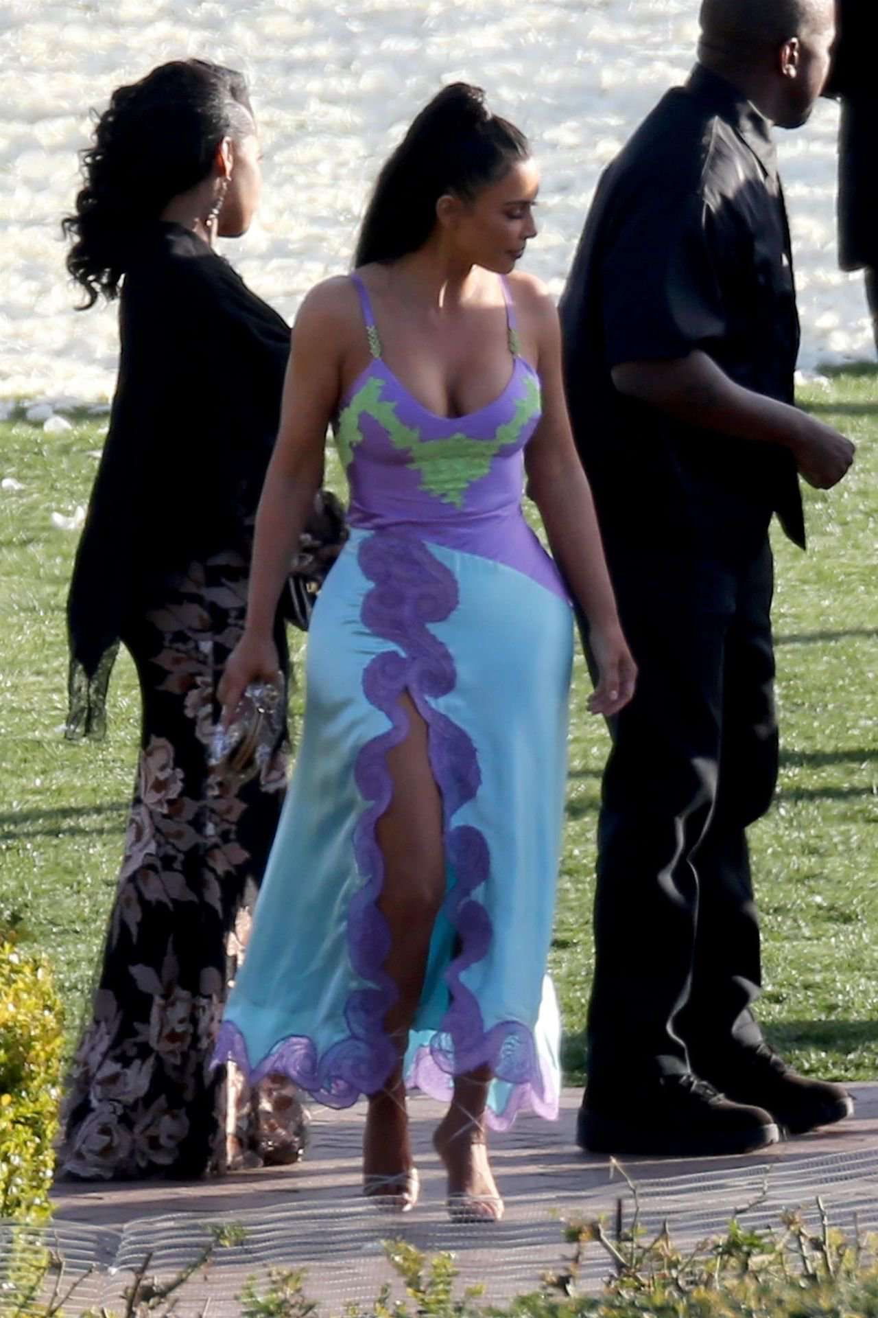 Kim-Kardashian-22