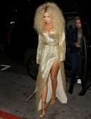 Kourtney Kardashian and Khloé Kardashian at the Warwick Nightclub in Hollywood