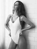 Mathilde Goehler – The Perfect V 2019 Photoshoot