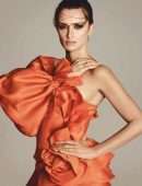 Penelope-Cruz-in-Vogue-Magazine-Espana-April-2019-15