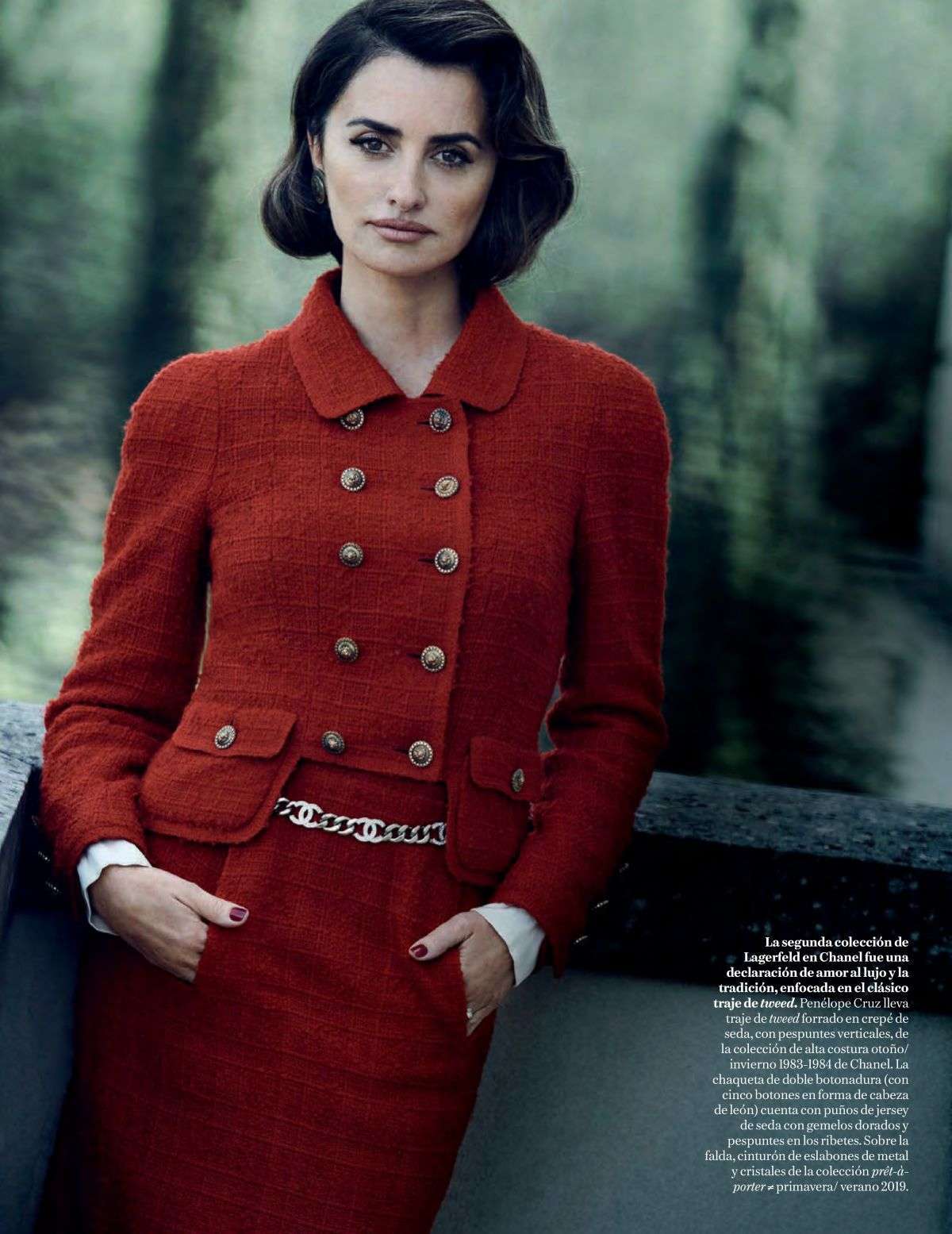 Penelope-Cruz-in-Vogue-Magazine-Espana-April-2019-22