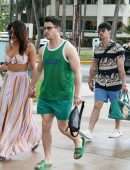 Priyanka Chopra and Sophie Turner Take a Boat Ride in Miami