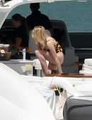 Sophie-Turner-in-Swimsuit-713