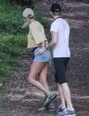 Taylor Swift and her Boyfriend at the Franklin Canyon Park Trail in Santa Monica