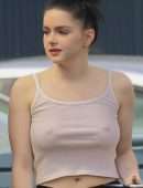 Ariel Winter Pokies, Out and About in Studio City